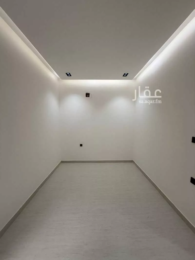 فيلا 10 غرف في الرمال 7