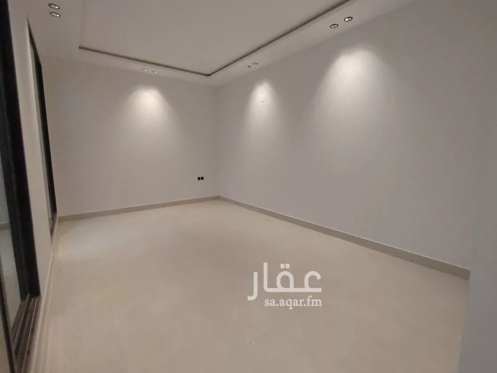 فيلا 4 غرف في الجنادرية 7