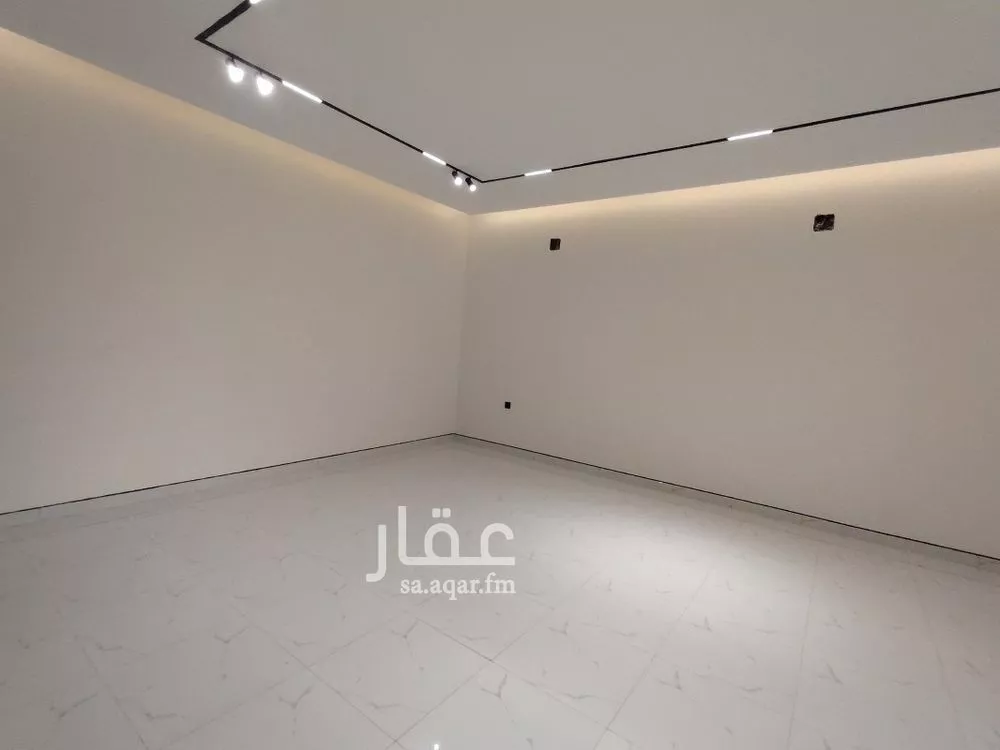 7 bedroom villa in Al Khaleej 9