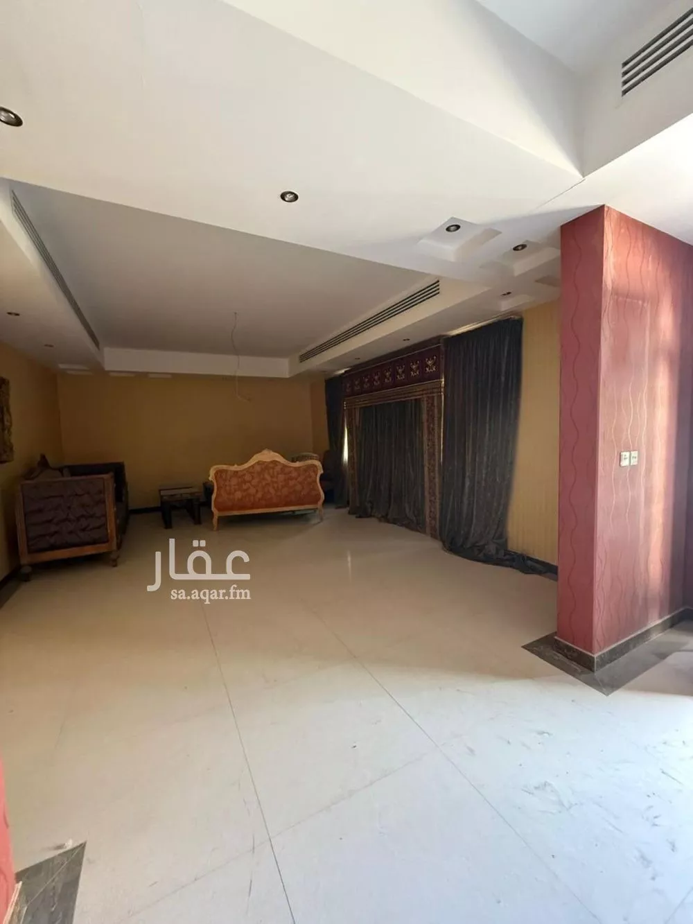 8 bedroom villa in Al Sahafah 12