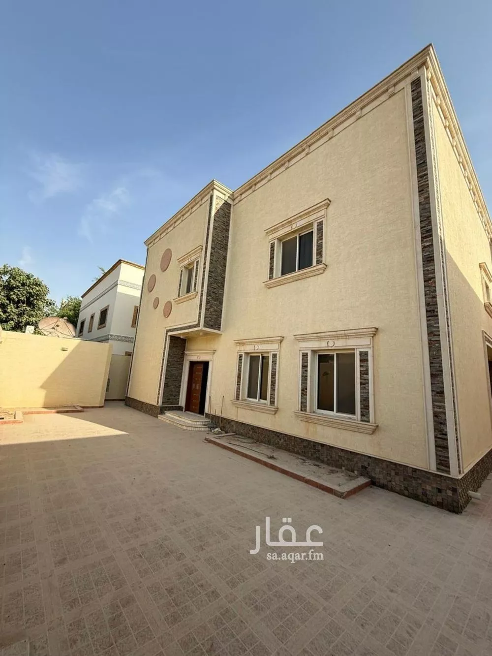 8 bedroom villa in Al Sahafah 22