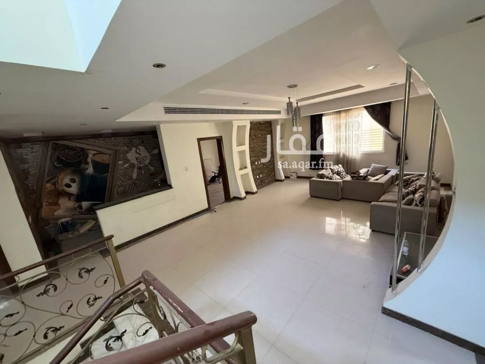 8 bedroom villa in Al Sahafah 28