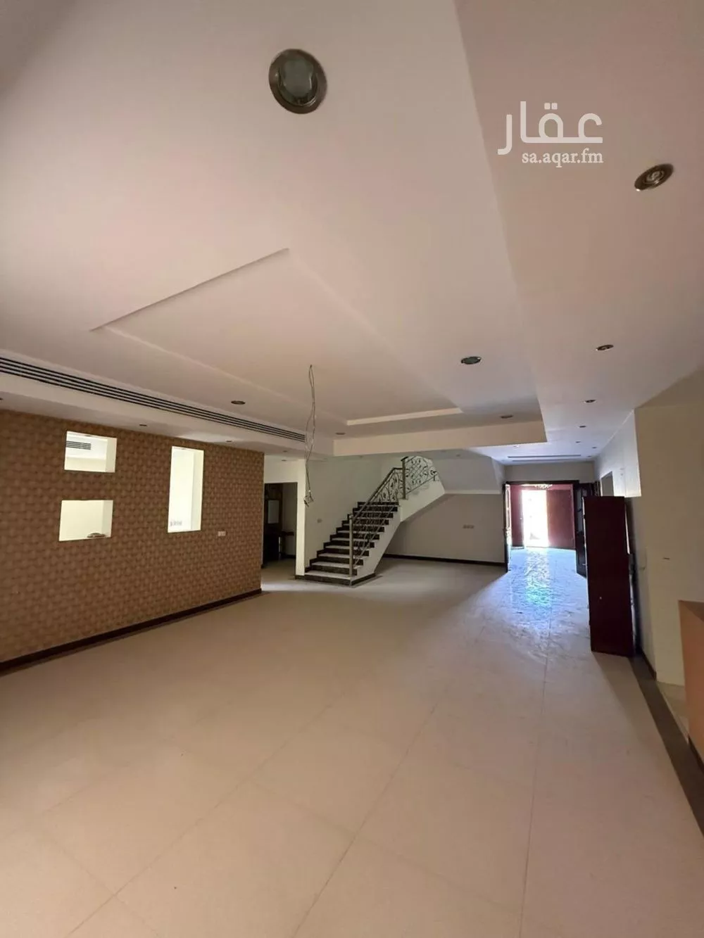 8 bedroom villa in Al Sahafah 6