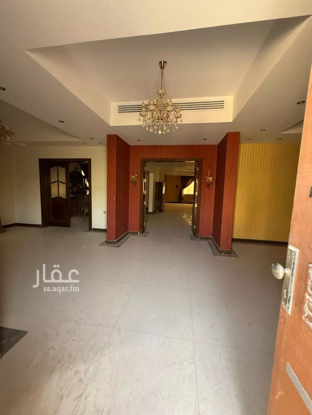 8 bedroom villa in Al Sahafah 7