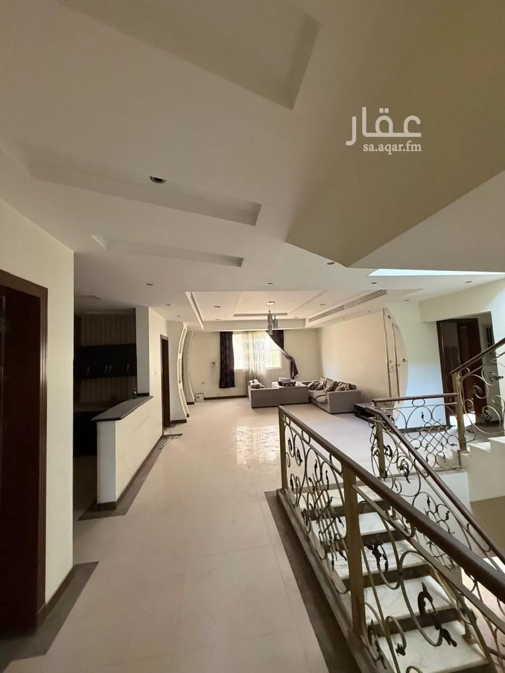 8 bedroom villa in Al Sahafah 14