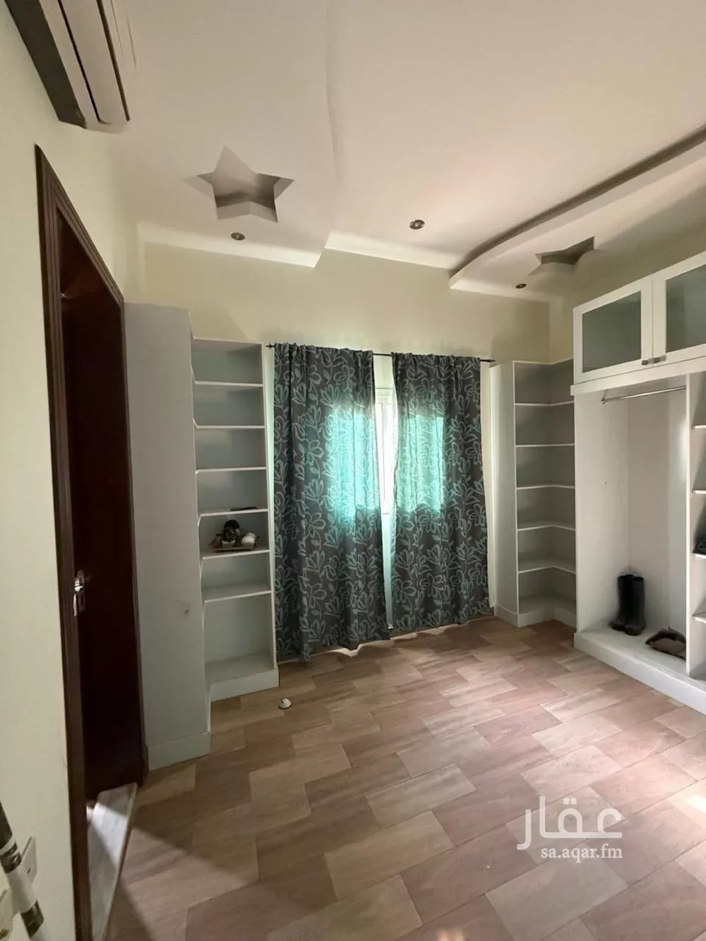 8 bedroom villa in Al Sahafah 7