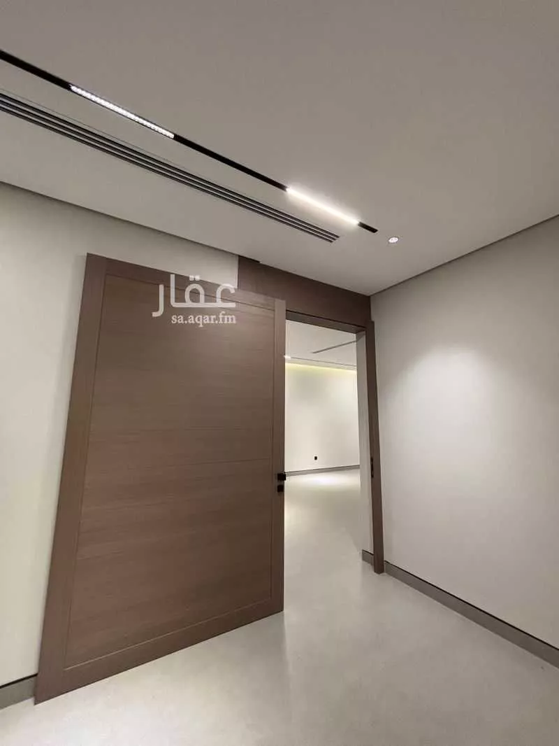 6 bedroom villa in Al Mahdiyyah 4