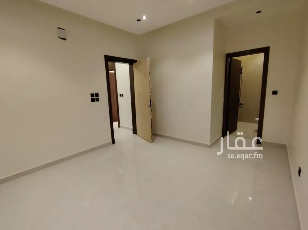 5 bedroom villa in Okaz 5