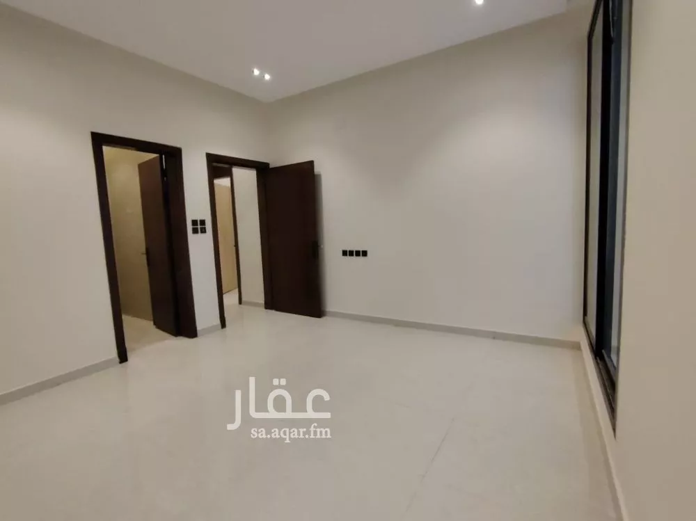 5 bedroom villa in Okaz 7