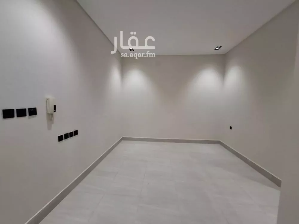 فيلا 5 غرف في العريجاء الوسطى 13