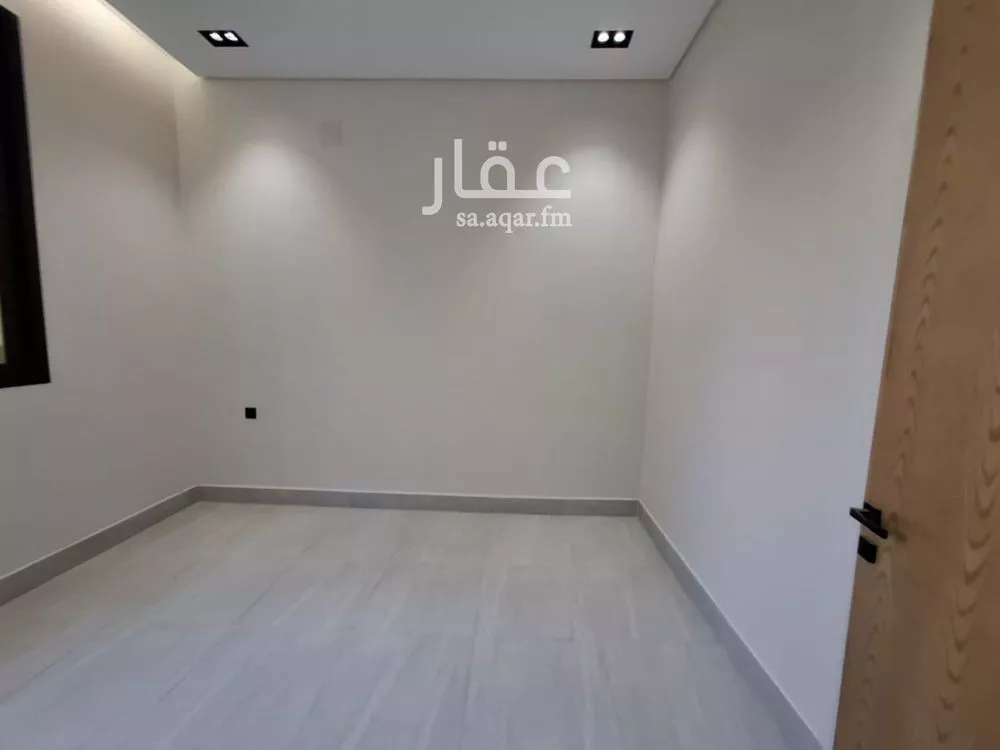 فيلا 5 غرف في العريجاء الوسطى 14