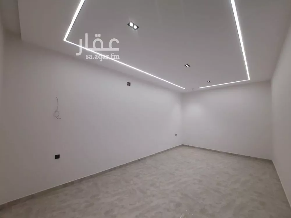 فيلا 7 غرف في طويق 12