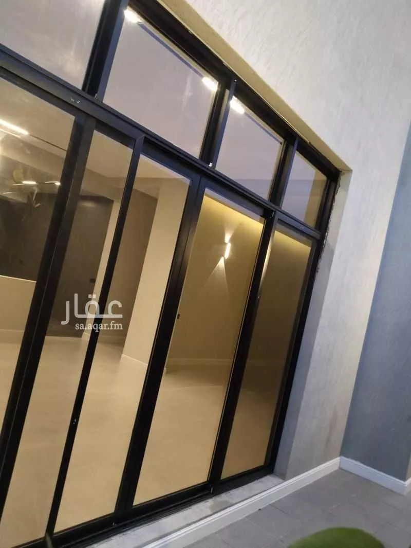 فيلا 4 غرف في المهدية 12