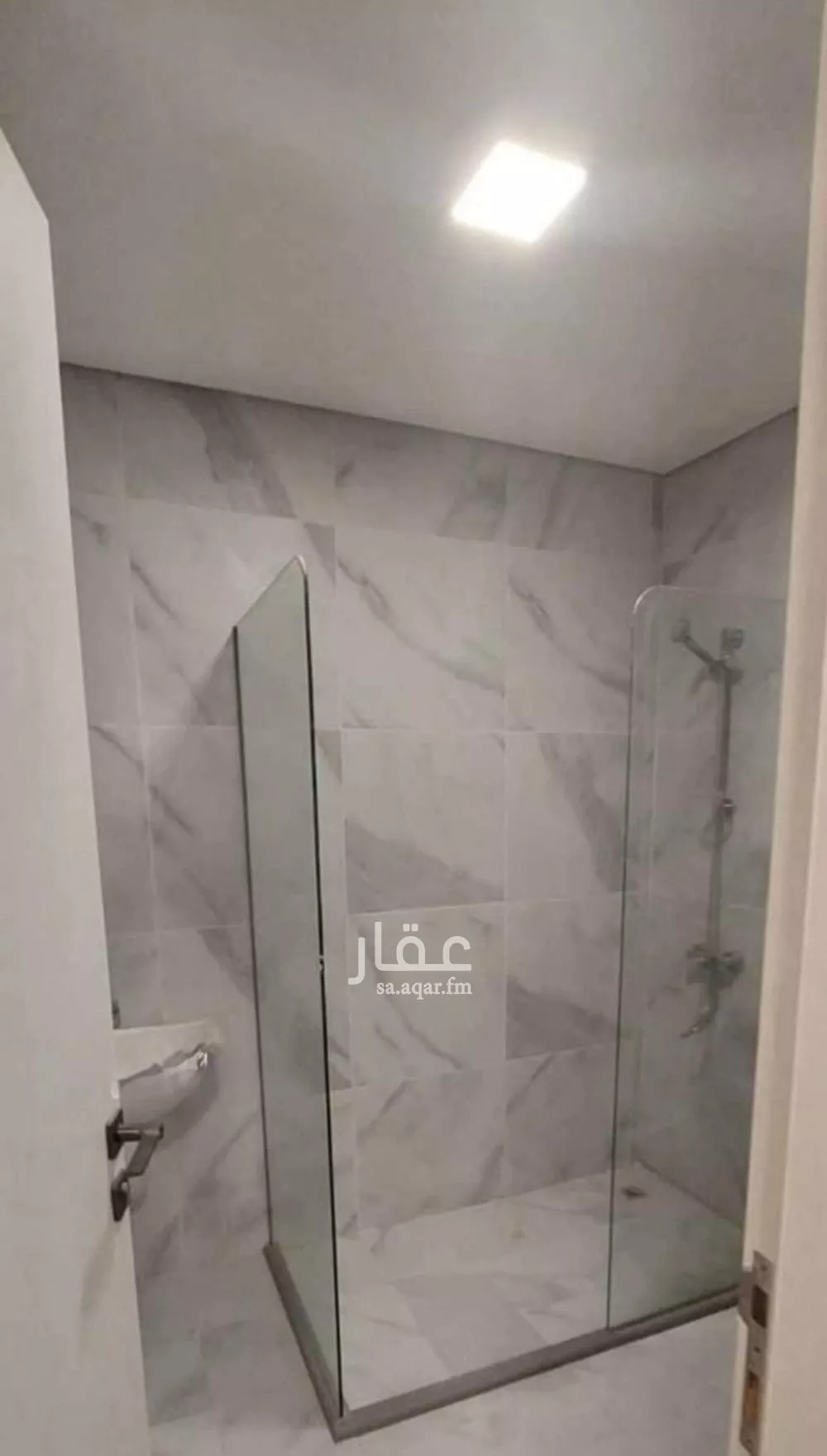 فيلا 5 غرف في النرجس 14