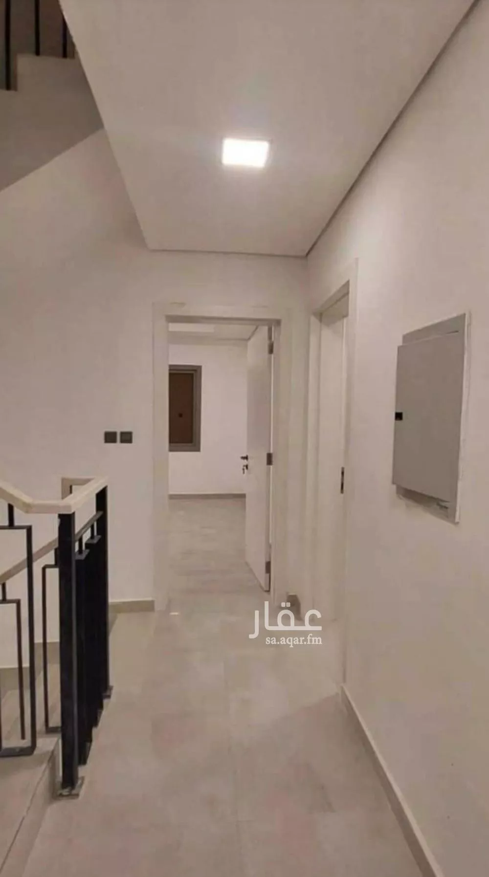 فيلا 5 غرف في النرجس 3