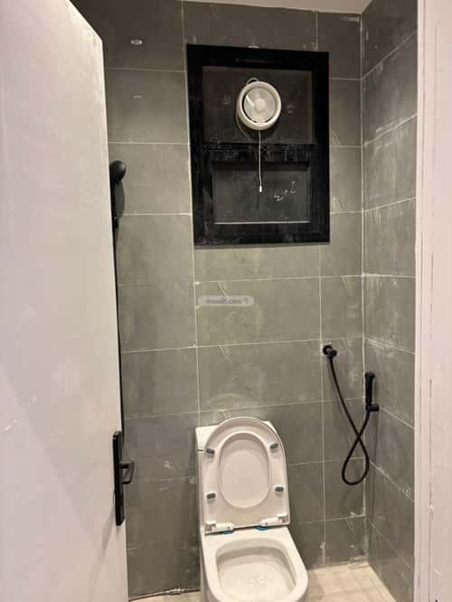 2 bedroom apartment in Al Aqiq 4