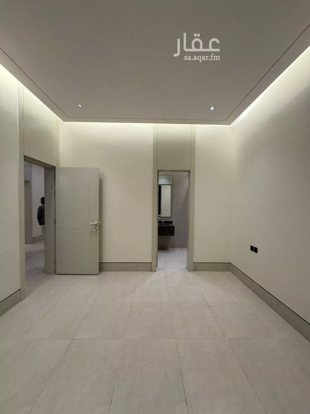 5 bedroom villa in Al Narjis 3