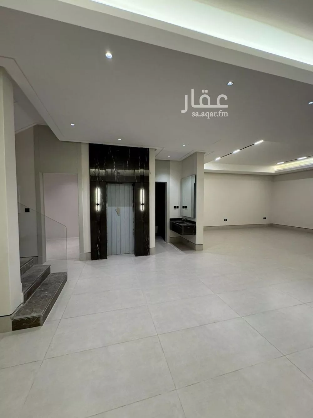 5 bedroom villa in Al Narjis 4