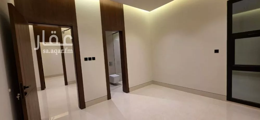 6 bedroom villa in Al Aridh 5