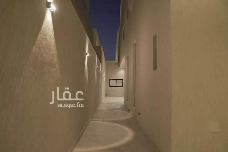 فيلا 5 غرف في الجنادرية 3