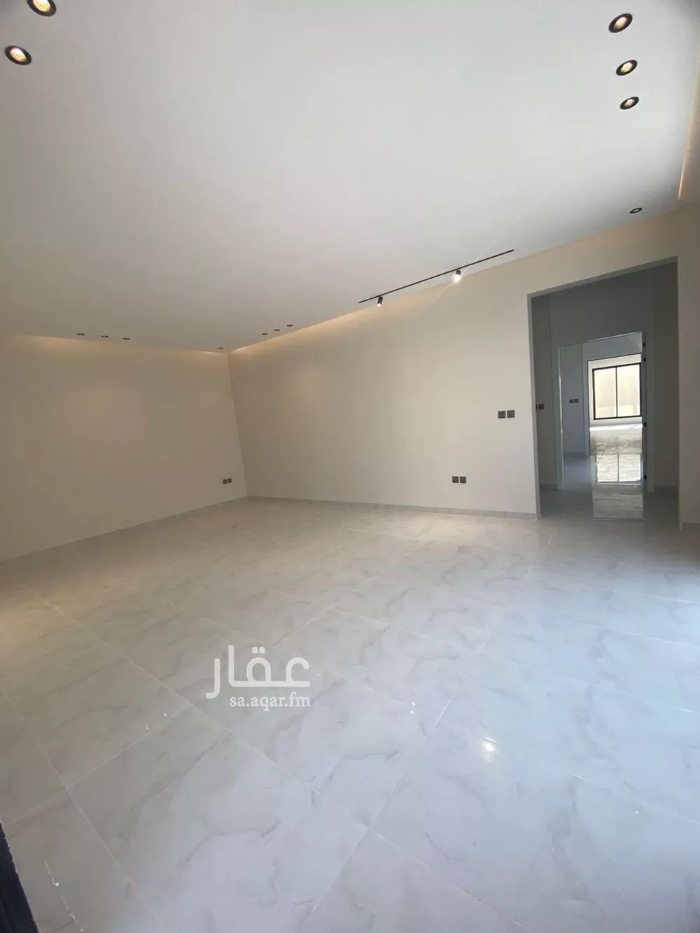 4 bedroom villa in Al Bariah 12