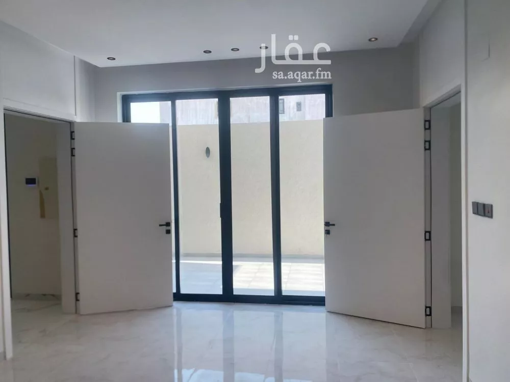 4 bedroom villa in Al Bariah 18