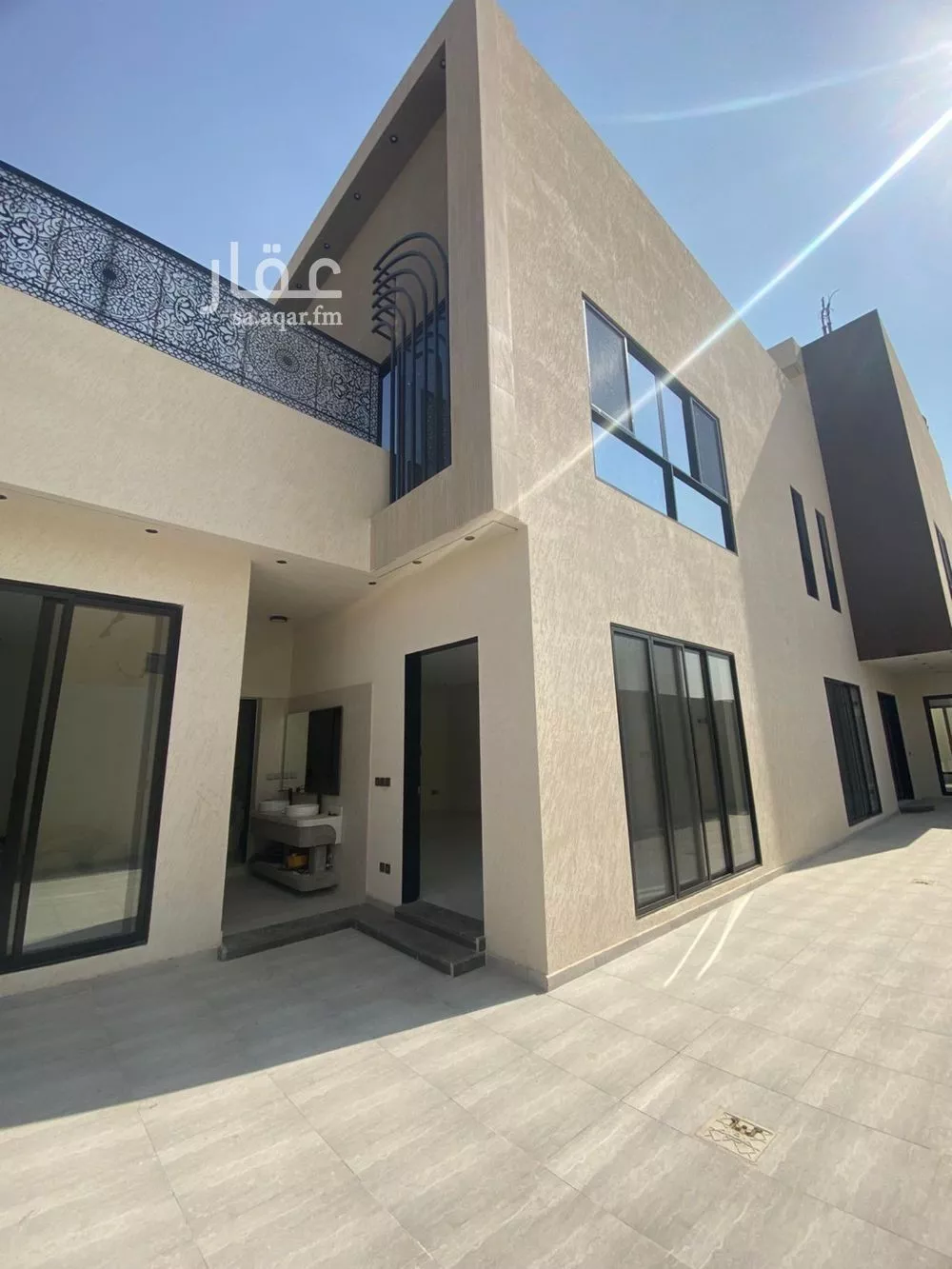 4 bedroom villa in Al Bariah 8