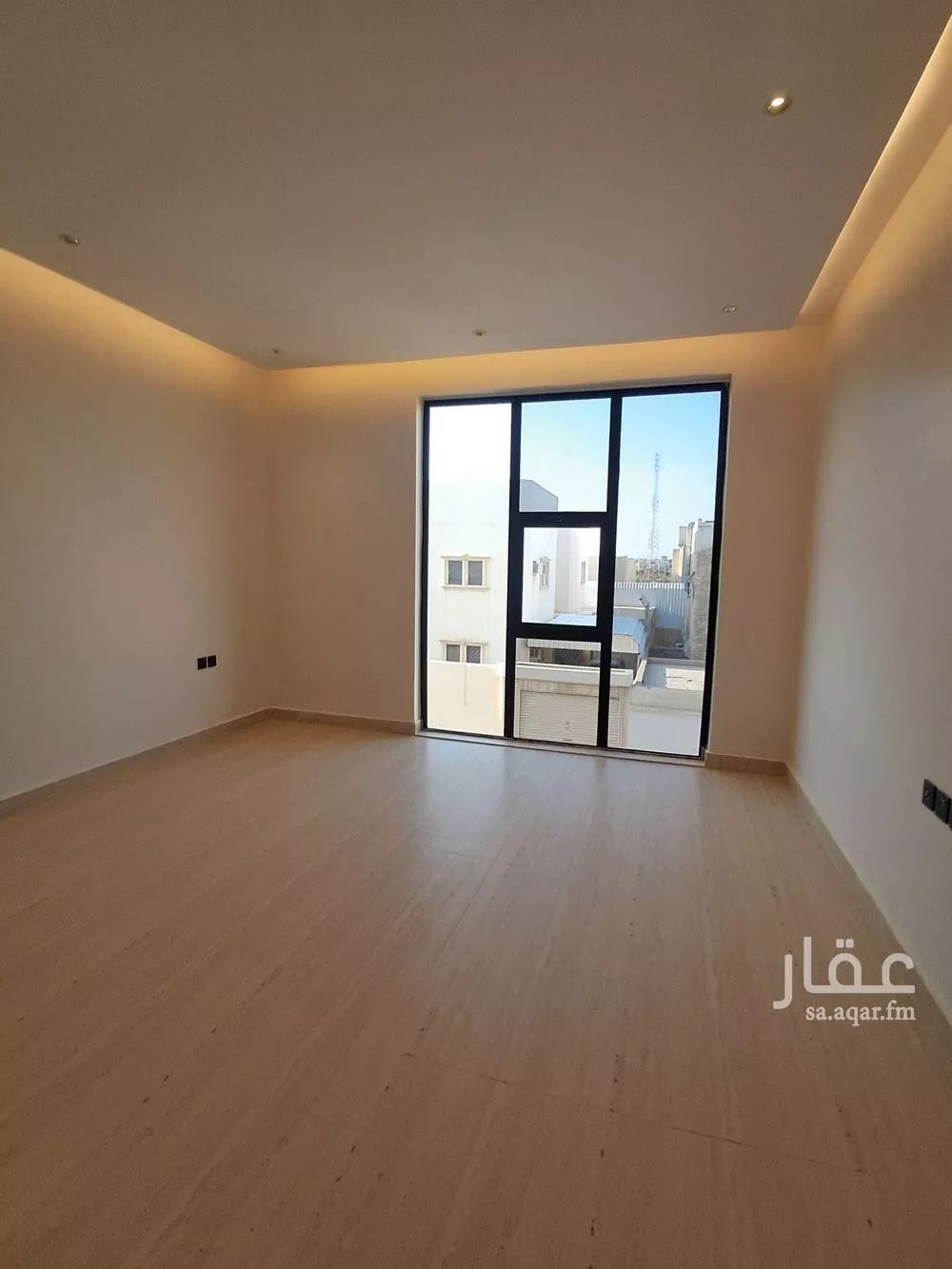 5 bedroom villa in Al Zahrah 15