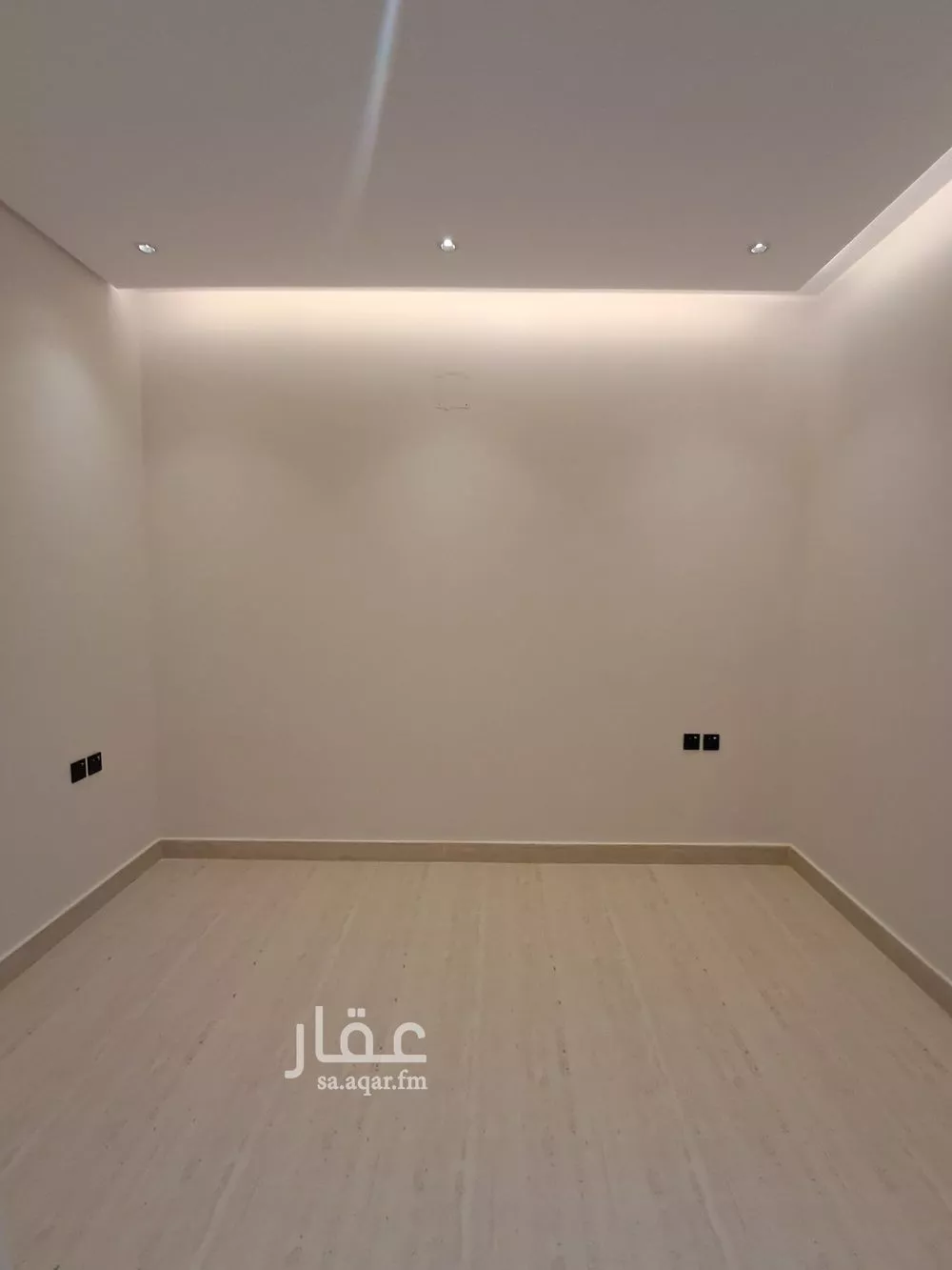 5 bedroom villa in Al Zahrah 16