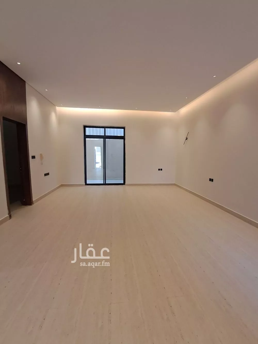 5 bedroom villa in Al Zahrah 18