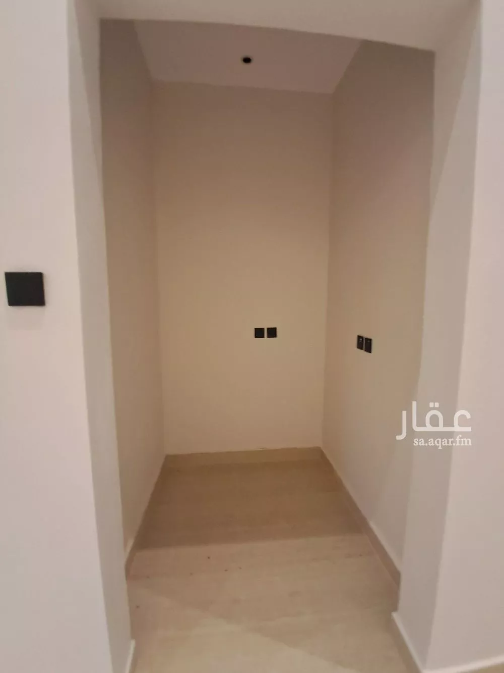 5 bedroom villa in Al Zahrah 5