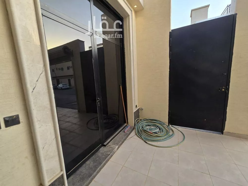 فيلا 6 غرف في طويق 13