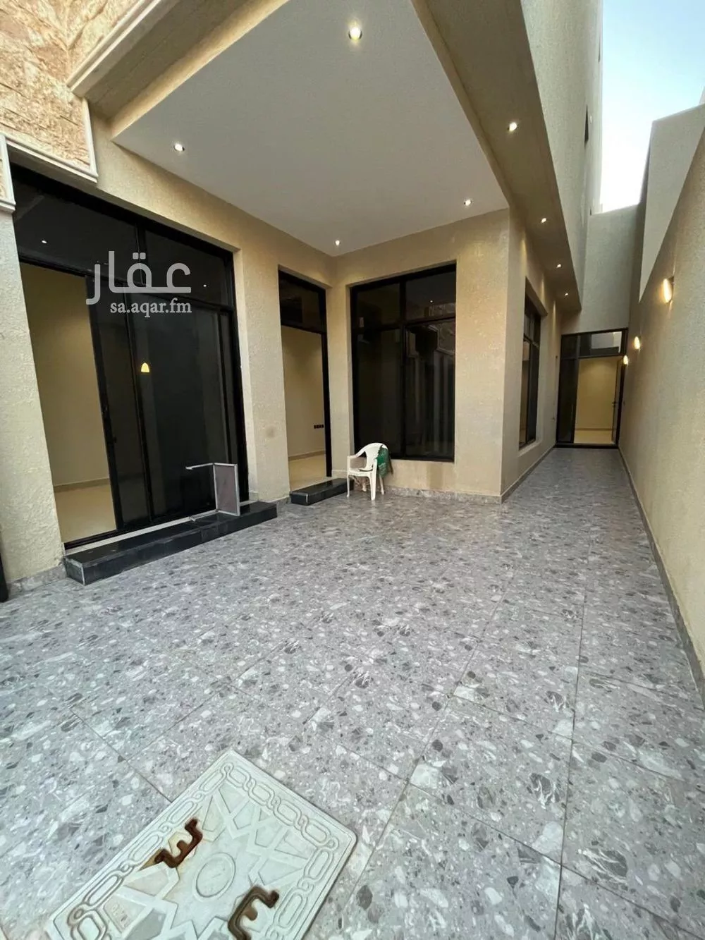 فيلا 4 غرف في الرمال 8