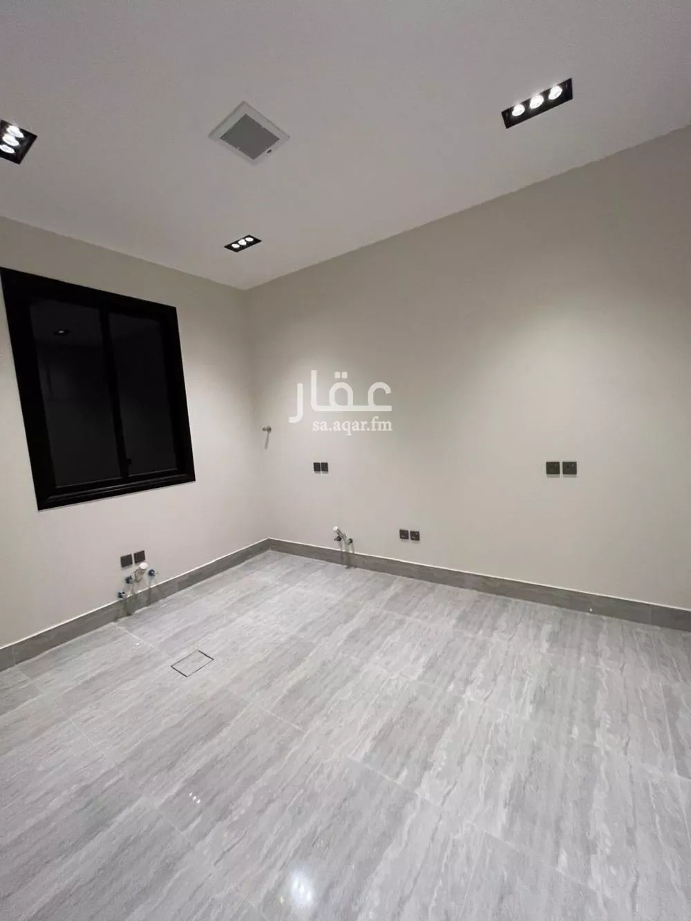 4 bedroom villa in Al Rimal 7