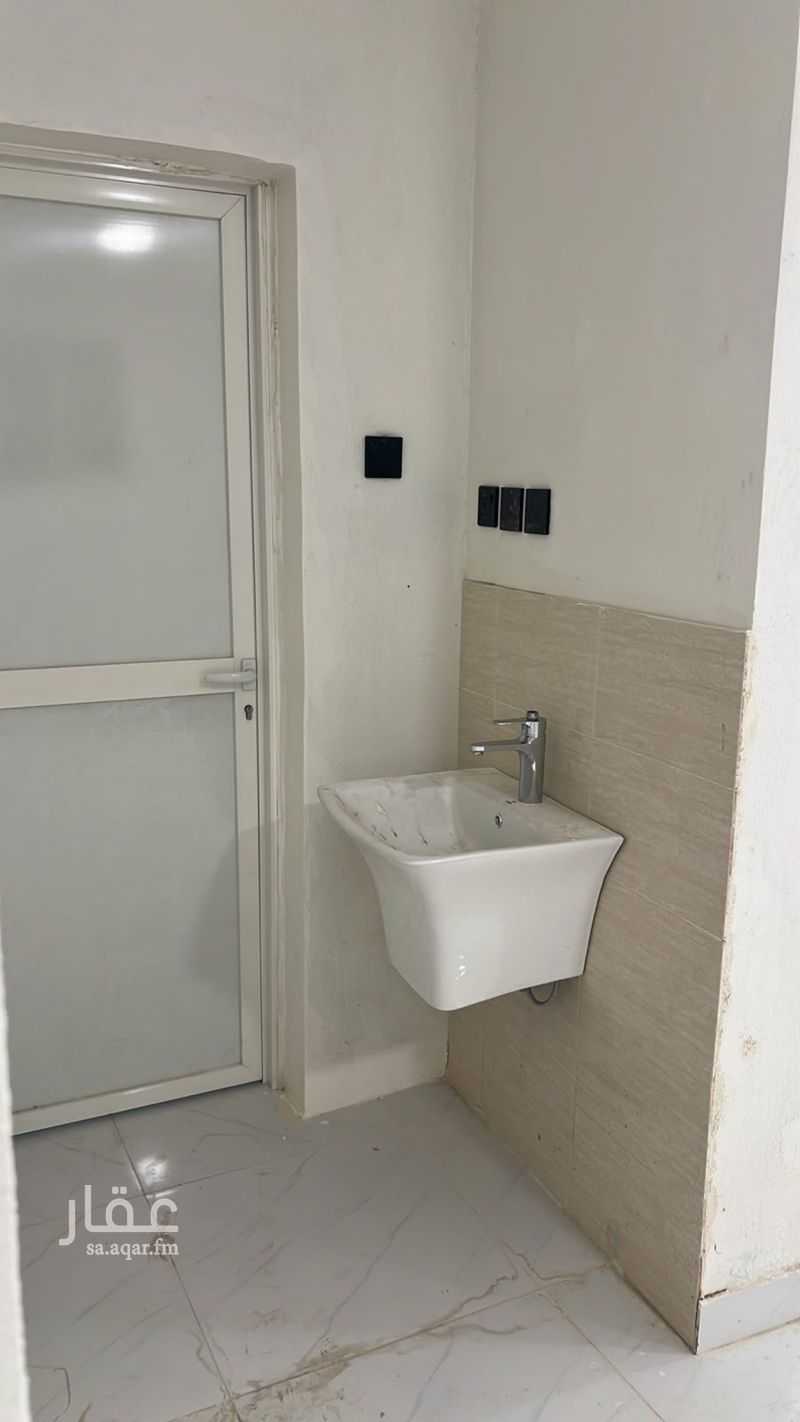 7 bedroom office in Al Malaz, Riyadh 2