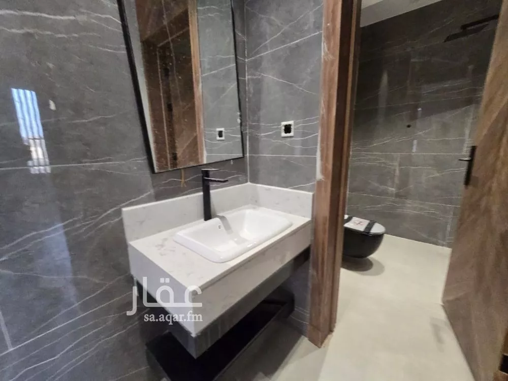 5 bedroom villa in Okaz 12