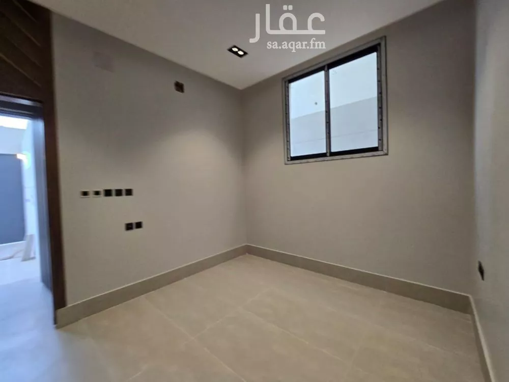 5 bedroom villa in Okaz 7