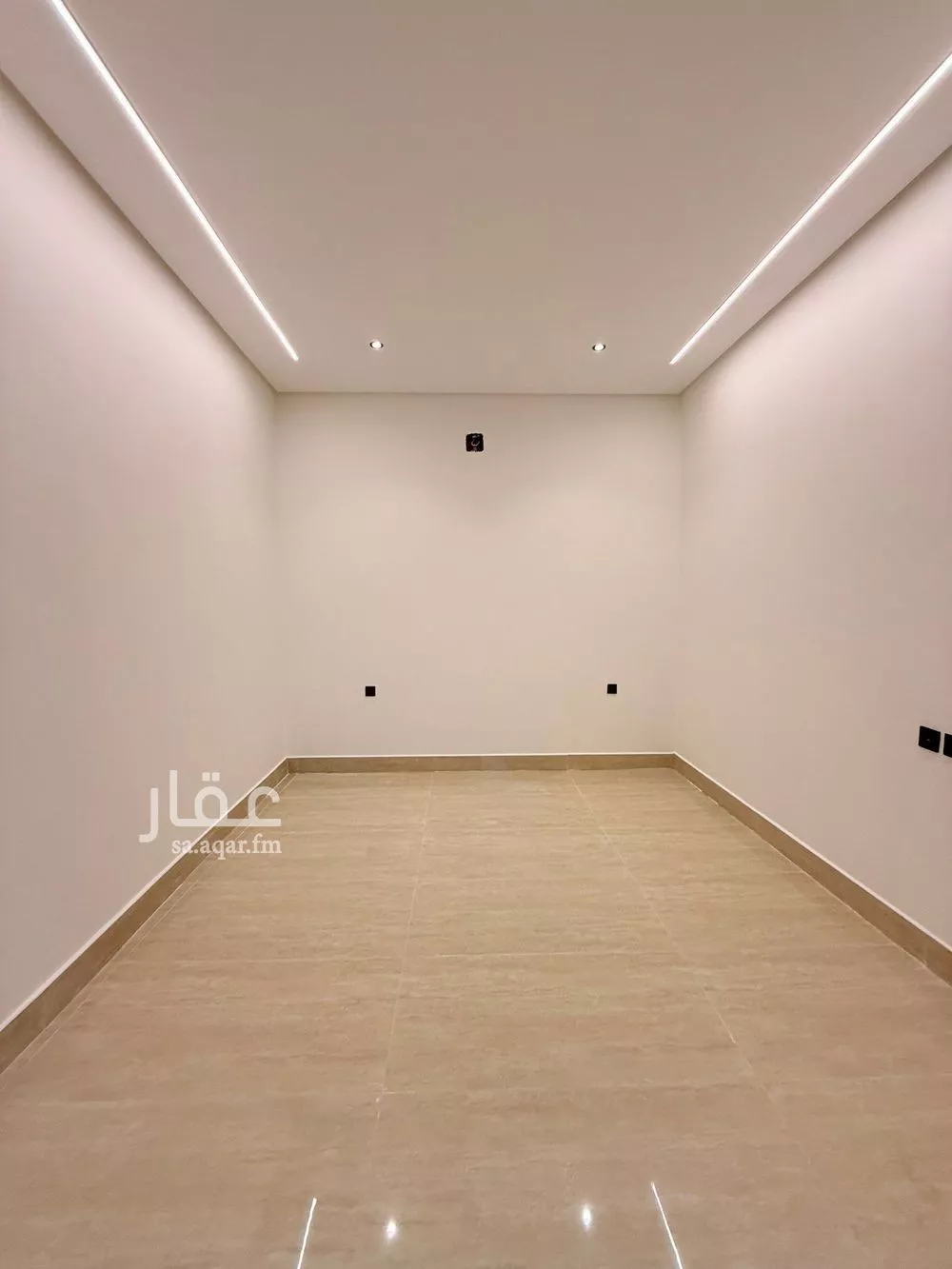 فيلا 6 غرف في طويق 12