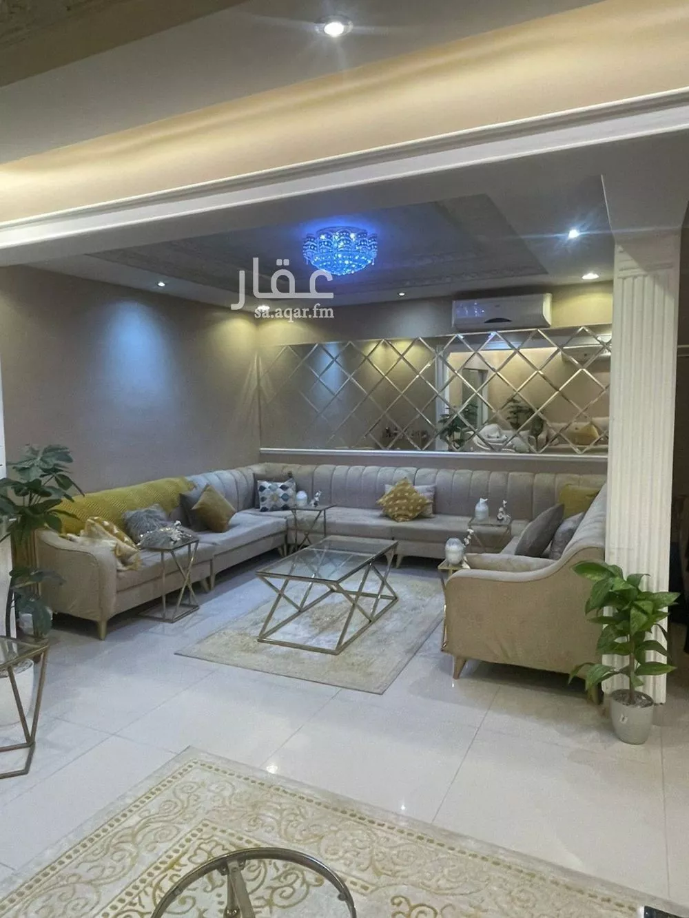 8 bedroom villa in Al Yasmin 9
