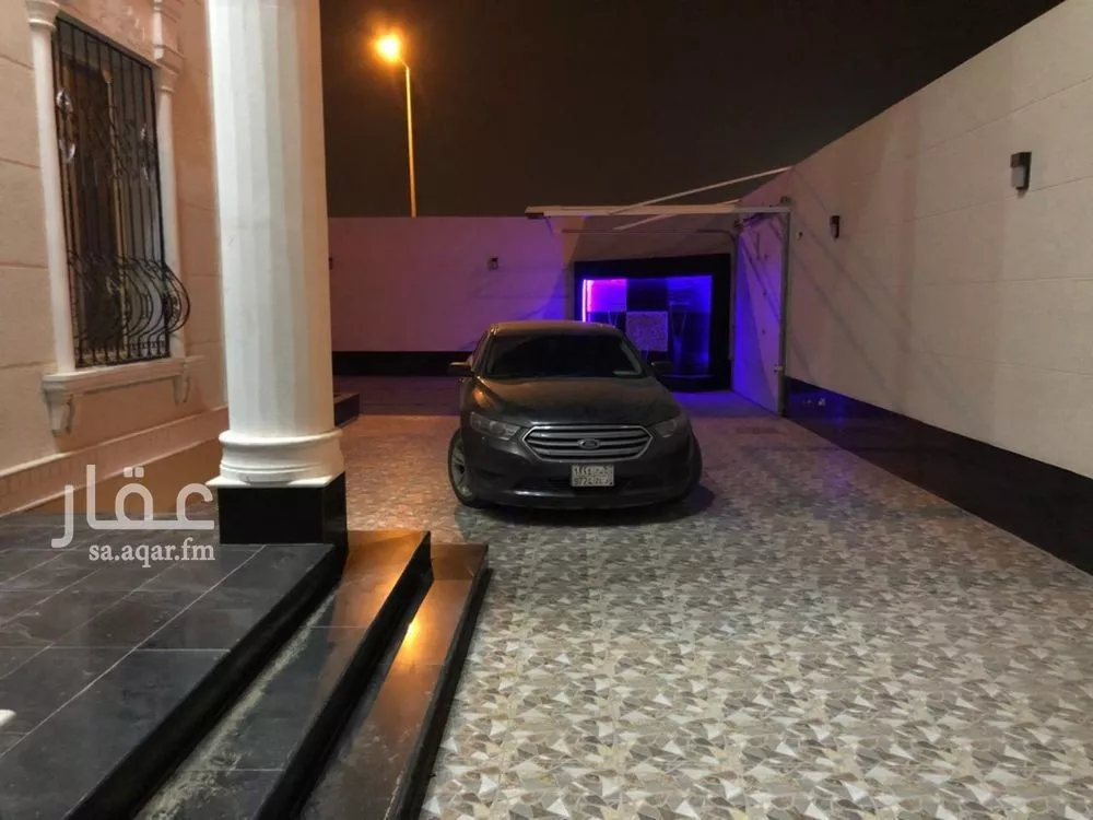 10 bedroom villa in Al Rimal 22