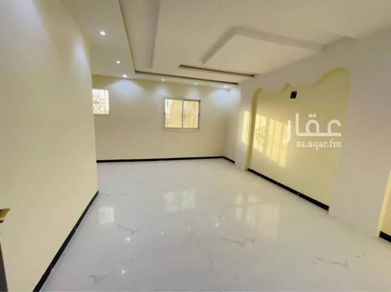 فيلا 7 غرف في طيبة 13