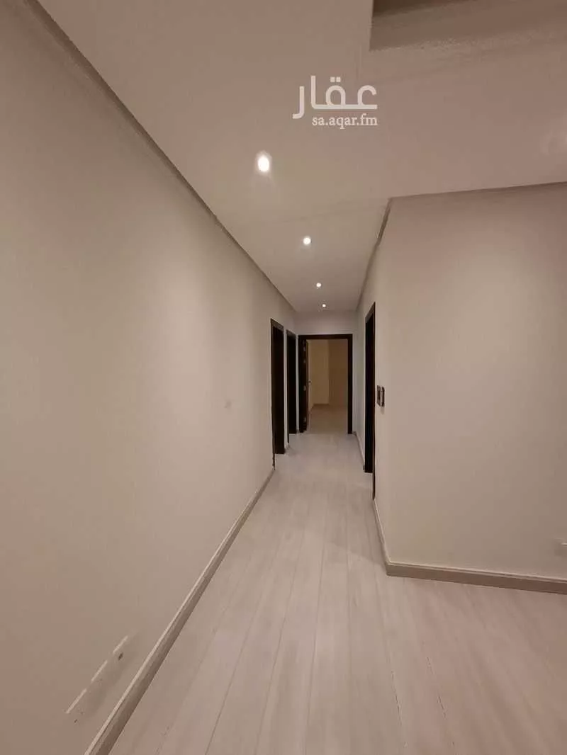 4 bedroom apartment in Hajar, Eastern Province 3