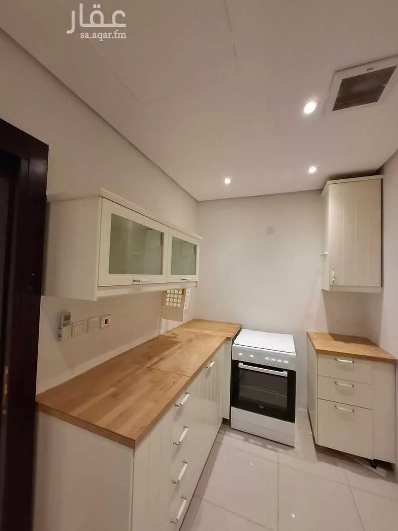 4 bedroom apartment in Hajar, Eastern Province 8