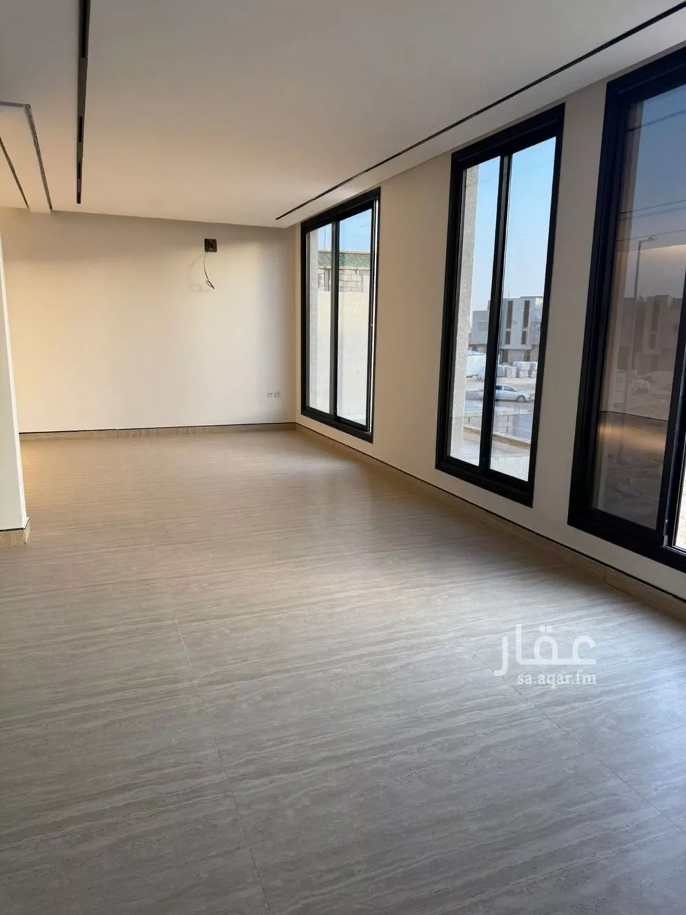 5 bedroom villa in Ash Sharq 11