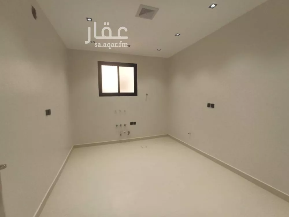 5 bedroom villa in Tuwaiq 11