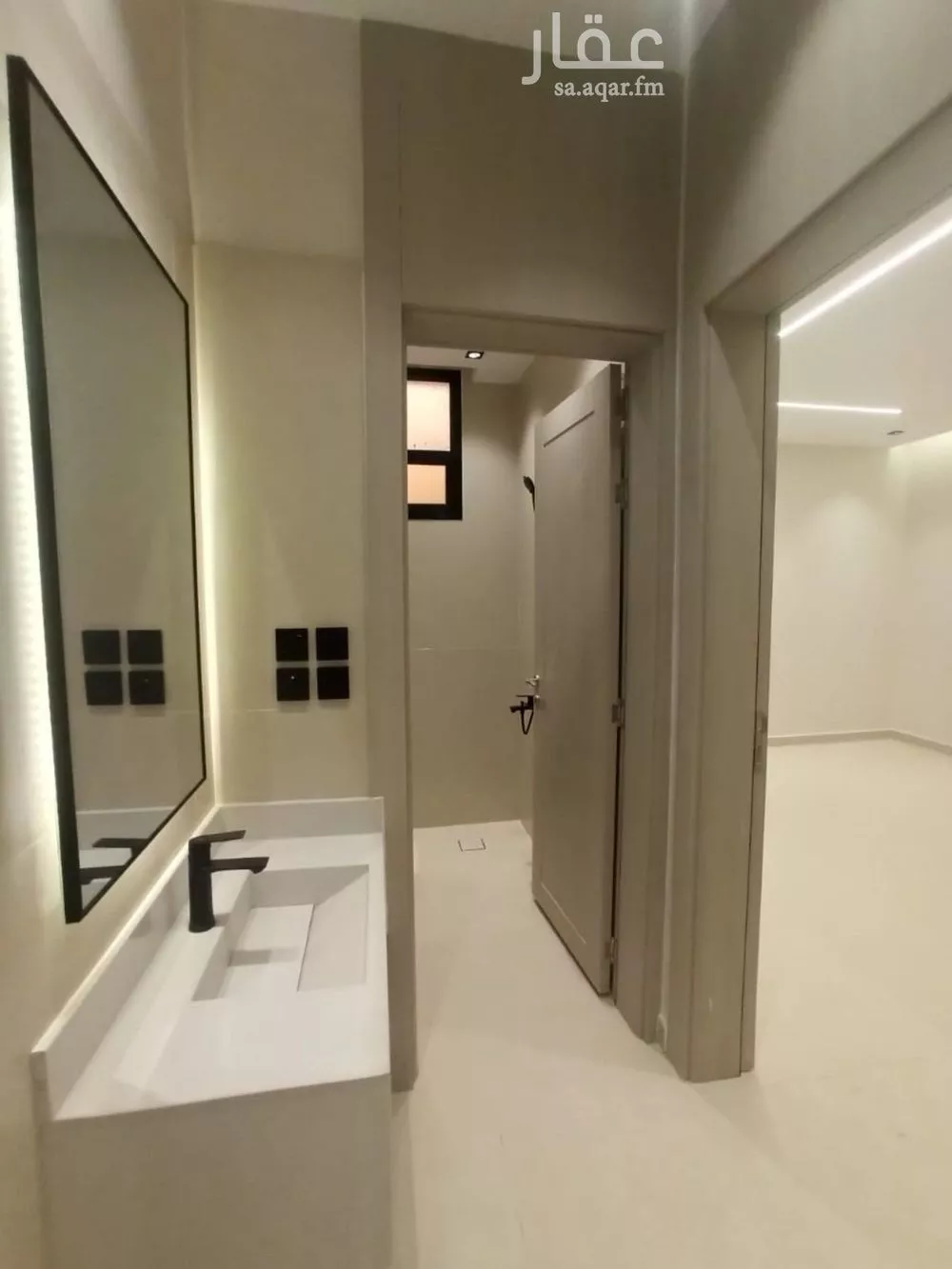 5 bedroom villa in Tuwaiq 4
