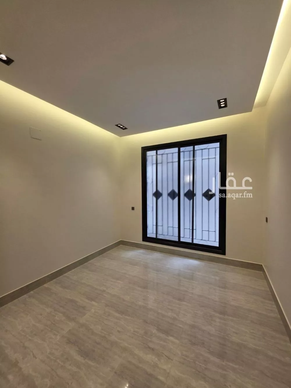 5 bedroom villa in Al Rimal 2