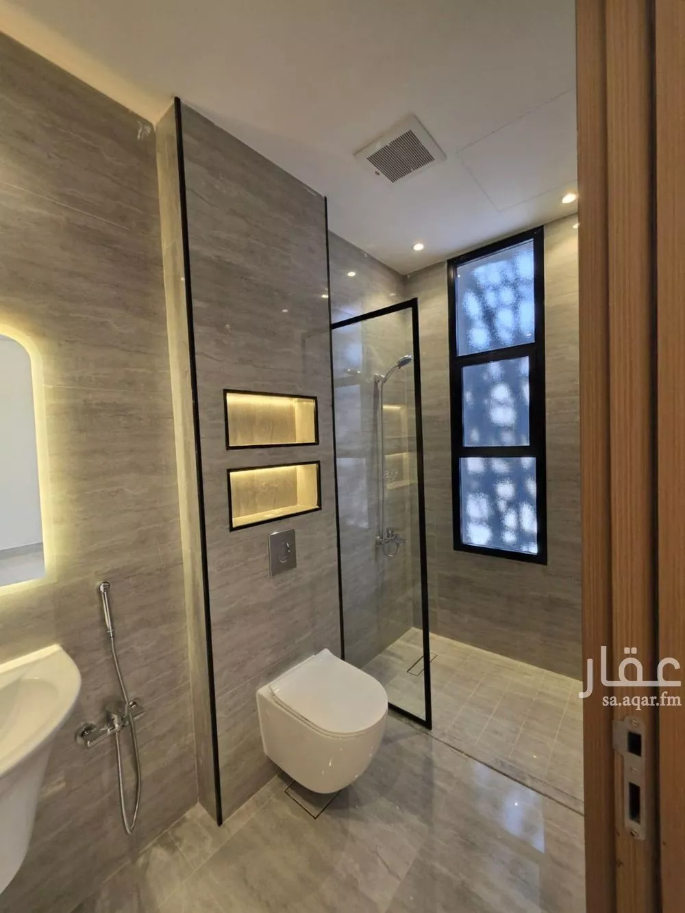 5 bedroom villa in Al Rimal 24