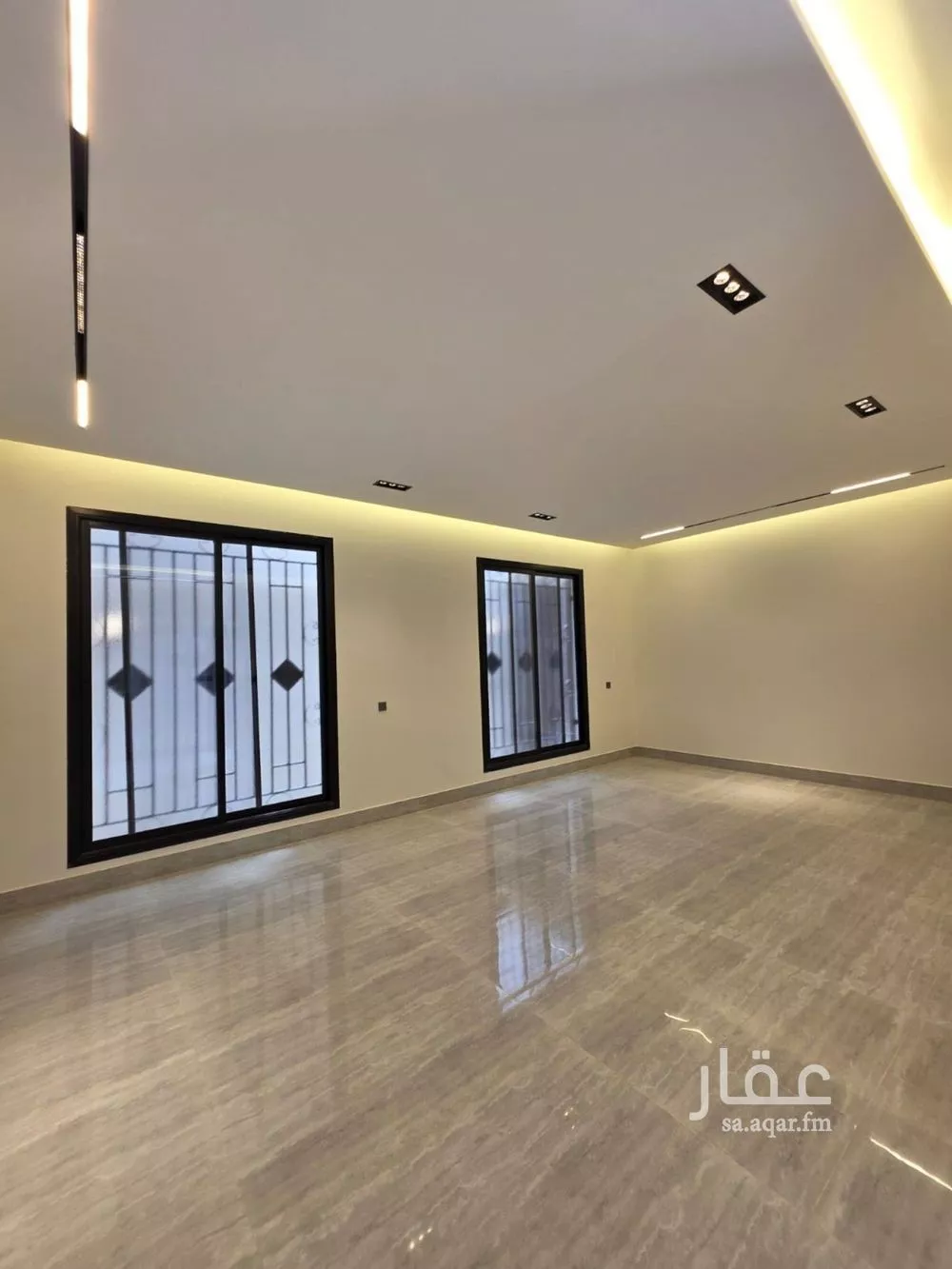5 bedroom villa in Al Rimal 8