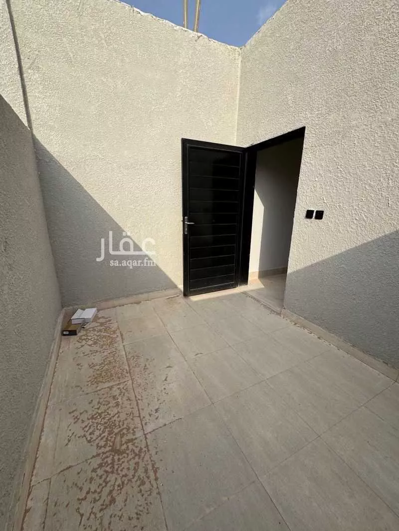 فيلا 6 غرف في الرمال 15